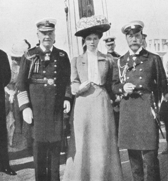 556px-Admiral_John_Fisher_Olga_Alexandrovna_czar_Nicholas_II_1909 (1)