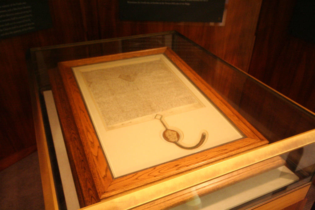Magna_Carta_(1297_version,_Parliament_House,_Canberra,_Australia)_-_20080416